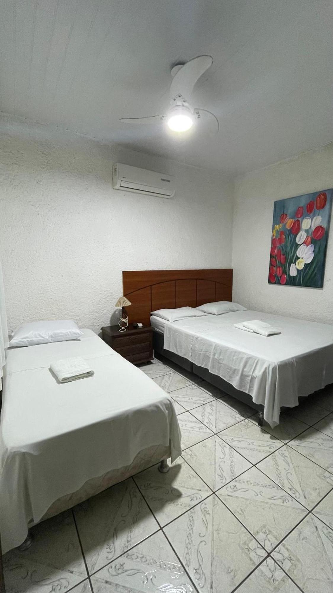 Pousada Praiana Guarapari Exteriör bild